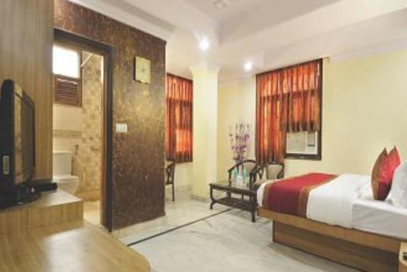 Hotel De Holiday International @ New Delhi Station Exterior photo